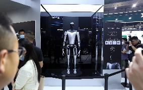 Tesla Optimus Humanoid Robot at The 2023 WAIC in Shanghai