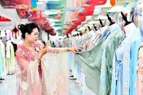 CHINA-SHANDONG-CAOXIAN-HANFU INDUSTRY(CN)