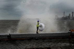 High Tide In Mumbai