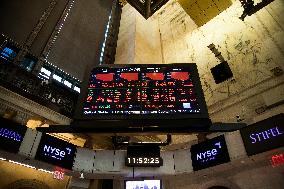 U.S.-NEW YORK-STOCKS-FALL