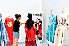 CHINA-SHANDONG-CAOXIAN-HANFU INDUSTRY(CN)