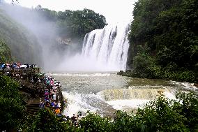 Huangguoshu Waterfall in Anshun