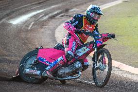 Belle Vue Colts v Kent Royals - National Development League