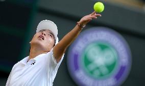 (SP)BRITAIN-LONDON-TENNIS-WIMBLEDON-DAY 5