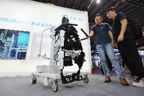 Xinhua Headlines: AI revolution reshaping China's economy