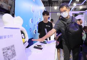 Xinhua Headlines: AI revolution reshaping China's economy