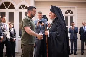 Volodymyr Zelensky Visits Patriarch Bartholomew I - Istanbul