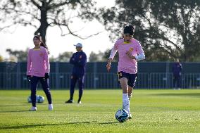 (SP)AUSTRALIA-ADELAIDE-FOOTBALL-CHINESE NATIONAL TEAM-WOMEN'S WORLD CUP-TRAINING