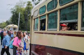 RUSSIA-MOSCOW-PARADE OF RETRO VEHICLES