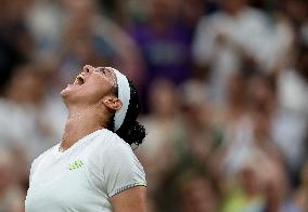 (SP)BRITAIN-LONDON-TENNIS-WIMBLEDON-DAY 6