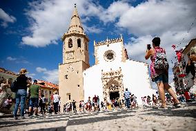 Festa dos Tabuleiros in Tomar - Portugal