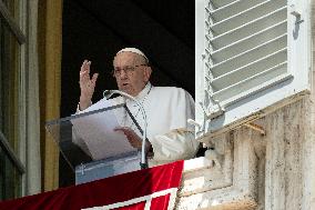 Pope Francis Angelus Noon Prayer - Vatican