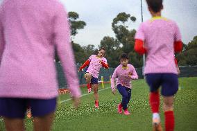 (SP)AUSTRALIA-ADELAIDE-FOOTBALL-CHINESE NATIONAL TEAM-WOMEN'S WORLD CUP-TRAINING
