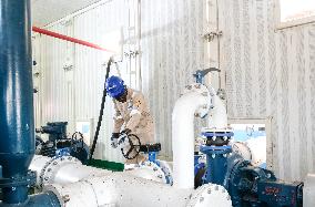 UGANDA-KIKUUBE-OIL INDUSTRY-CHINESE OIL GIANT-LOCAL YOUNG TALENTS