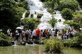 Summer High Temperature Tourism in Anshun