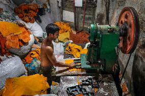 Leather Gloves Factory