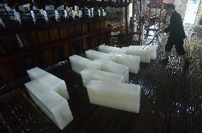 Ice Factory Demand Skyrocketed in Hangzhou