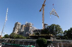 First truss delivered to Notre Dame by a barge cruises along the Seine - Paris