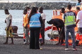 Maritime Safety Boat With 200 Migrants Arrives In Gran Canaria