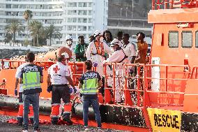 Maritime Safety Boat With 200 Migrants Arrives In Gran Canaria