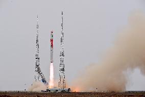 (EyesonSci)CHINA-JIUQUAN-ZHUQUE-2 CARRIER ROCKET-LAUNCH (CN)