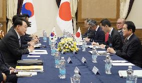 Japan-S. Korea leaders' talks