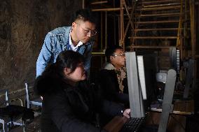 Xinhua Headlines: Protecting Dunhuang's ancient heritage through digital tech
