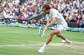 (SP) BRITAIN-LONDON-TENNIS-WIMBLEDON-DAY 10