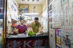 Calligraphy features K Taco Shop in Hefei