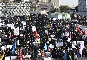 Pro-headscarf rally in Tehran