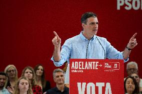 Rally Of Pedro Sanchez In Santander