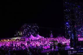 Male singer Chen Chusheng Sings at the 2023 Baili Qingzao Music Festival in Yichang