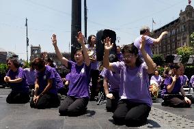 The Korean Milal Missionary Choir Visits Mexico City