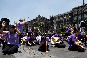 The Korean Milal Missionary Choir Visits Mexico City