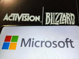 Illustration: Microsoft acquires Activision Blizzard