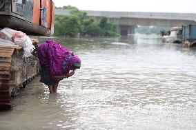 River Surge Halts India's Capital - New Delhi