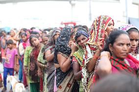 River Surge Halts India's Capital - New Delhi