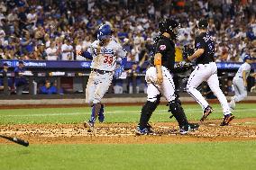 Los Angeles Dodgers v New York Mets