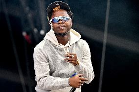 Vieilles Charrues - Leto & Guy2Bezbar