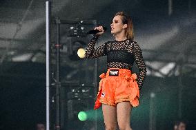 Vieilles Charrues - Suzane