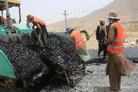 AFGHANISTAN-KABUL-KANDAHAR-HIGHWAY