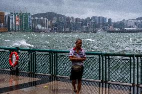 Hong Kong Typhoon Talim