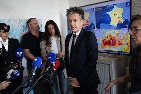 Christophe Bechu visits Meteo France headquarters - Saint-Mande