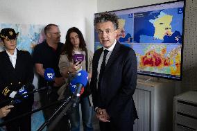 Christophe Bechu visits Meteo France headquarters - Saint-Mande