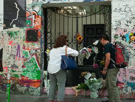 Tribute to Jane Birkin at the house of Gainsbourg - Paris