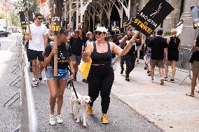 SAG-AFTRA Strikers At Netflix HQ - NYC