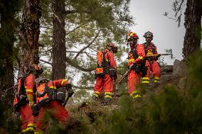 La Palma Fire Rages - Canary Islands