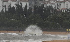 CHINA-HAINAN-TYPHOON TALIM (CN)