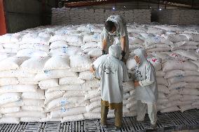 AFGHANISTAN-KABUL-CHINA-FOOD AID