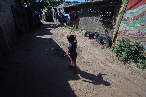 Heatwave And Power Shortages Hit Gaza